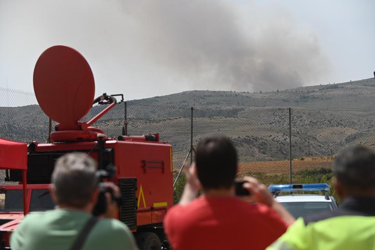 En imágenes | Segundo día de incendio en Ejulve
