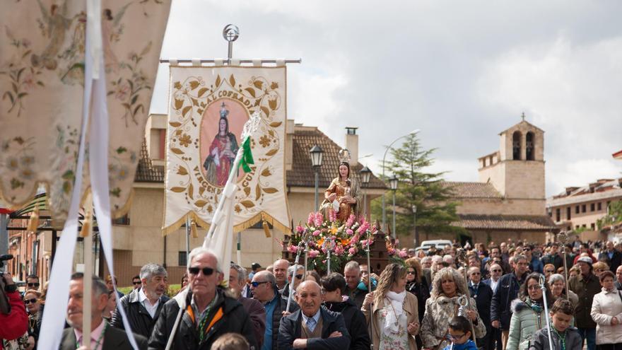 Arrancan los actos de la Virgen de la Guía que procesiona el 1 de mayo