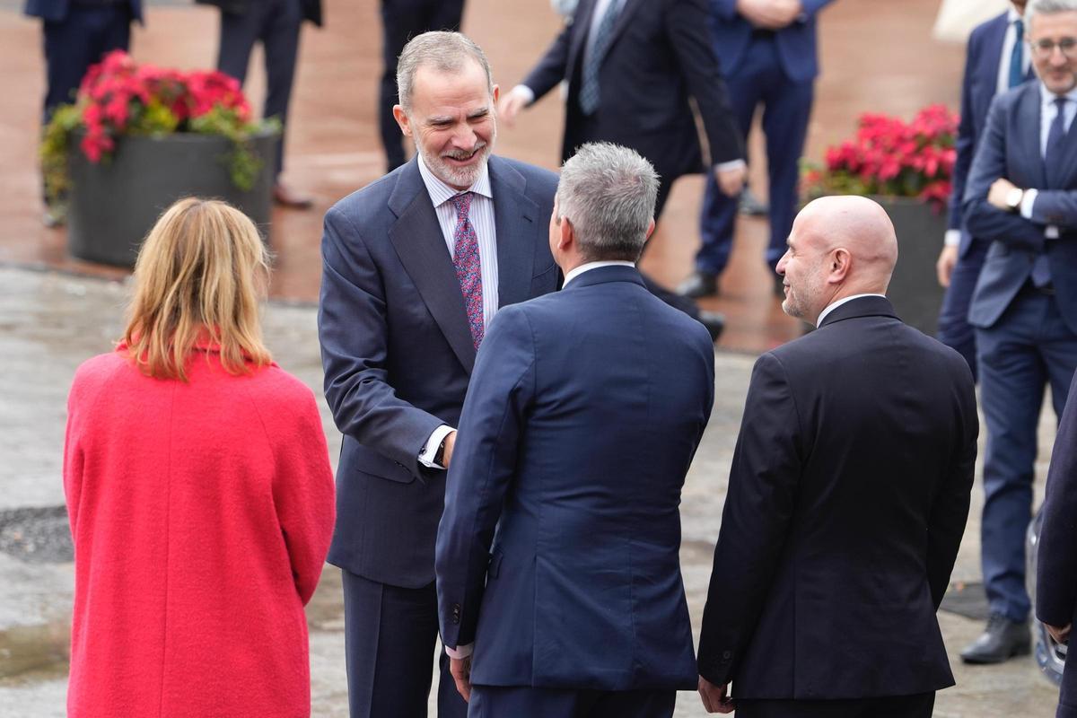 El rey Felipe VI visita LHospitalet