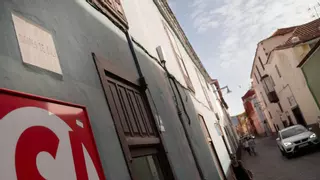 Vecinos y oposición recelan del cierre al tráfico de la céntrica calle Tabares de Cala, en La Laguna