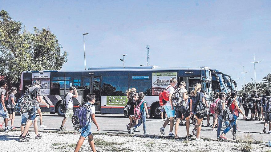 El transporte escolar de la Generalitat en Torrevieja ha funcionado dos meses sin autorización municipal
