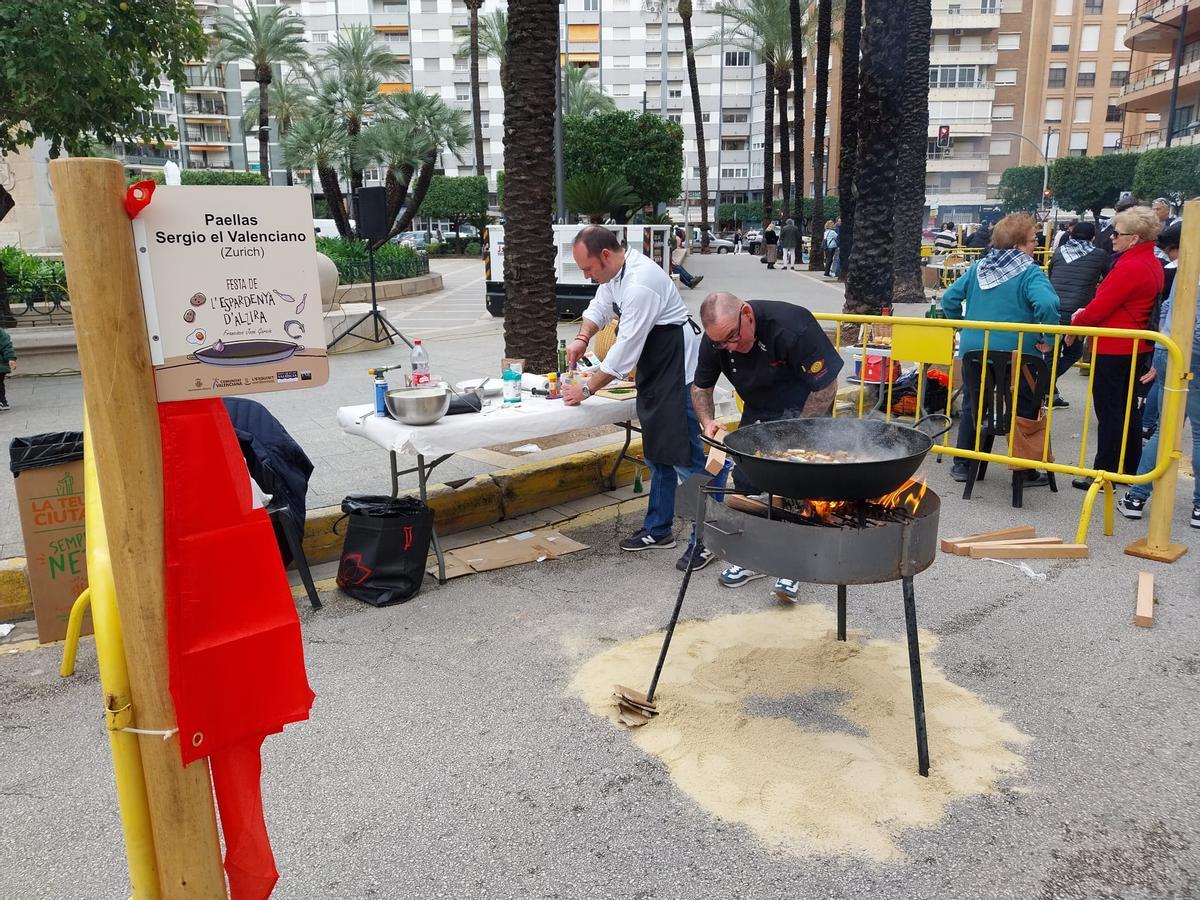 El cocinero alzireño Sergio Canet desplazado desde Suiza para participar en el concurso.