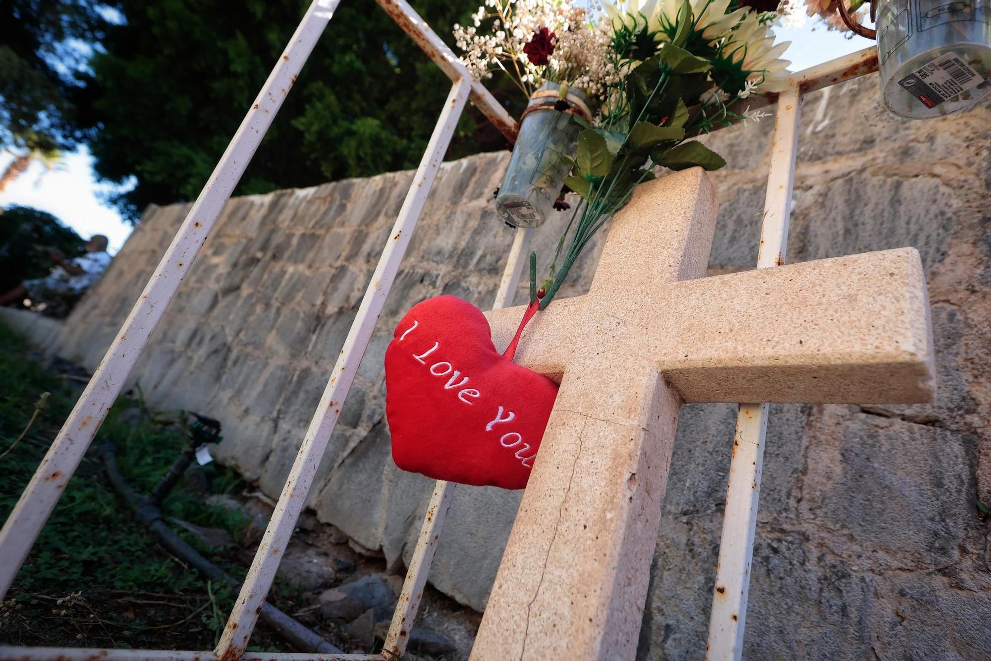 Día de Todos los Santos en el cementerio de Santa Lastenia