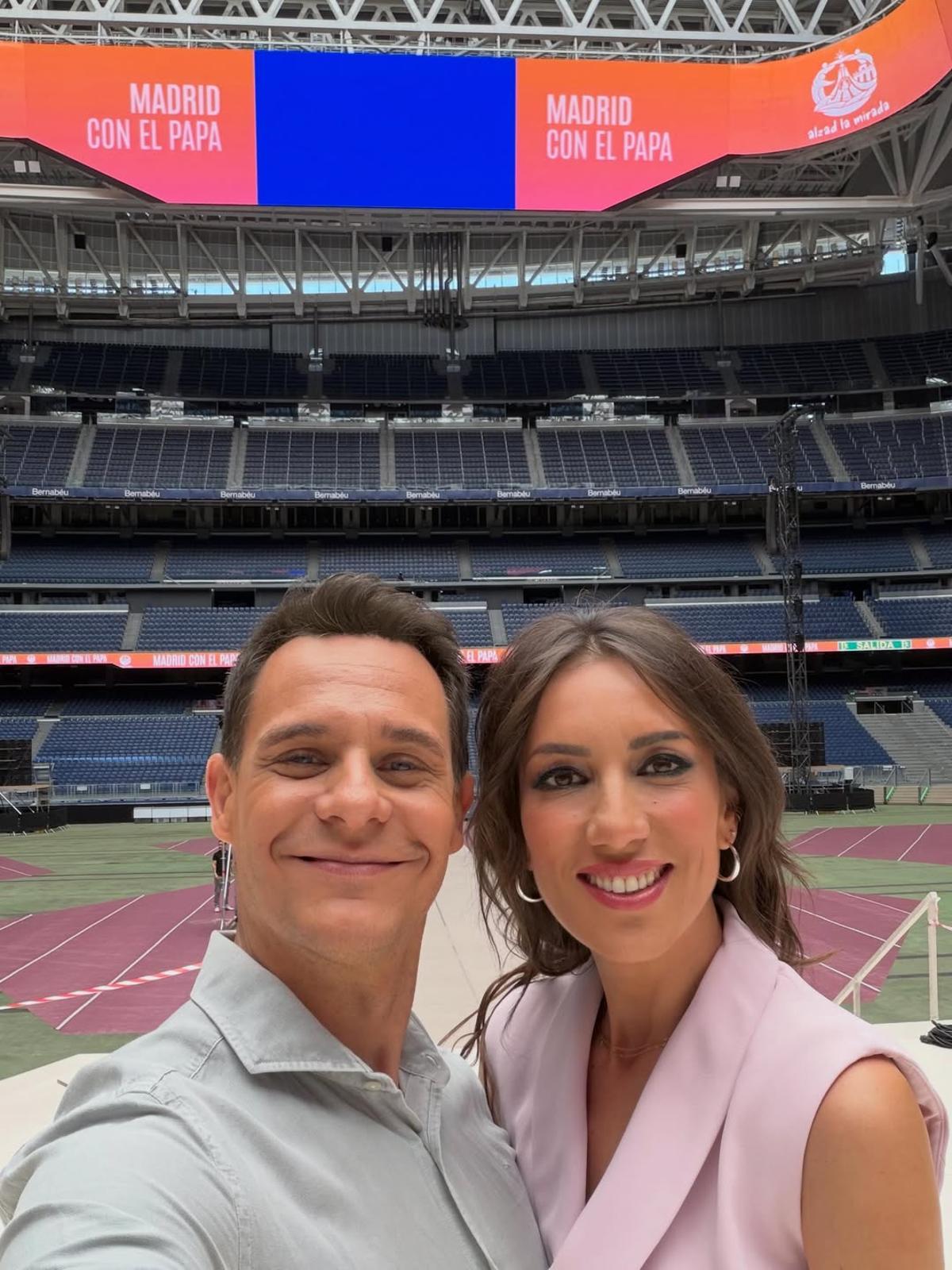 Christian Gálvez y Patricia Pardo días antes del multitudinario evento religioso en el Bernabéu