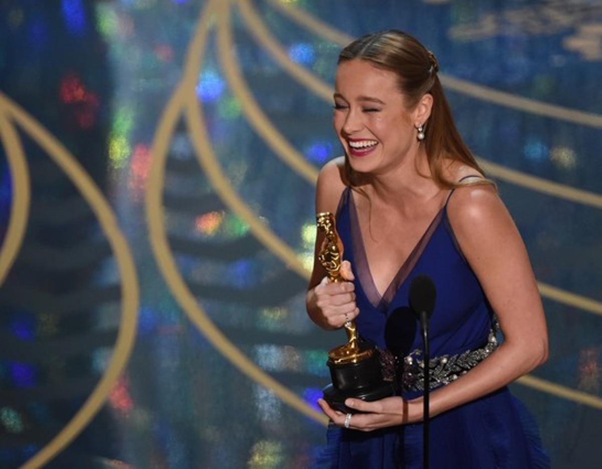 Actress Brie Larson accepts her award for Best Actress, Room on stage at the 88th Oscars on February 28, 2016 in Hollywood, California. AFP PHOTO / MARK RALSTON