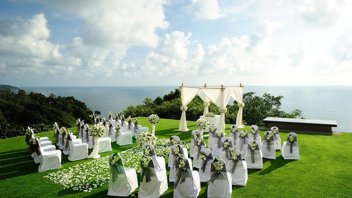 Decorar altar en la boda