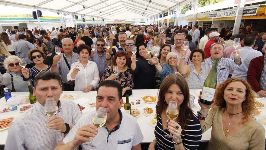 Los cordobeses disfrutan del buen vino, pero también de la mejor gastronomía