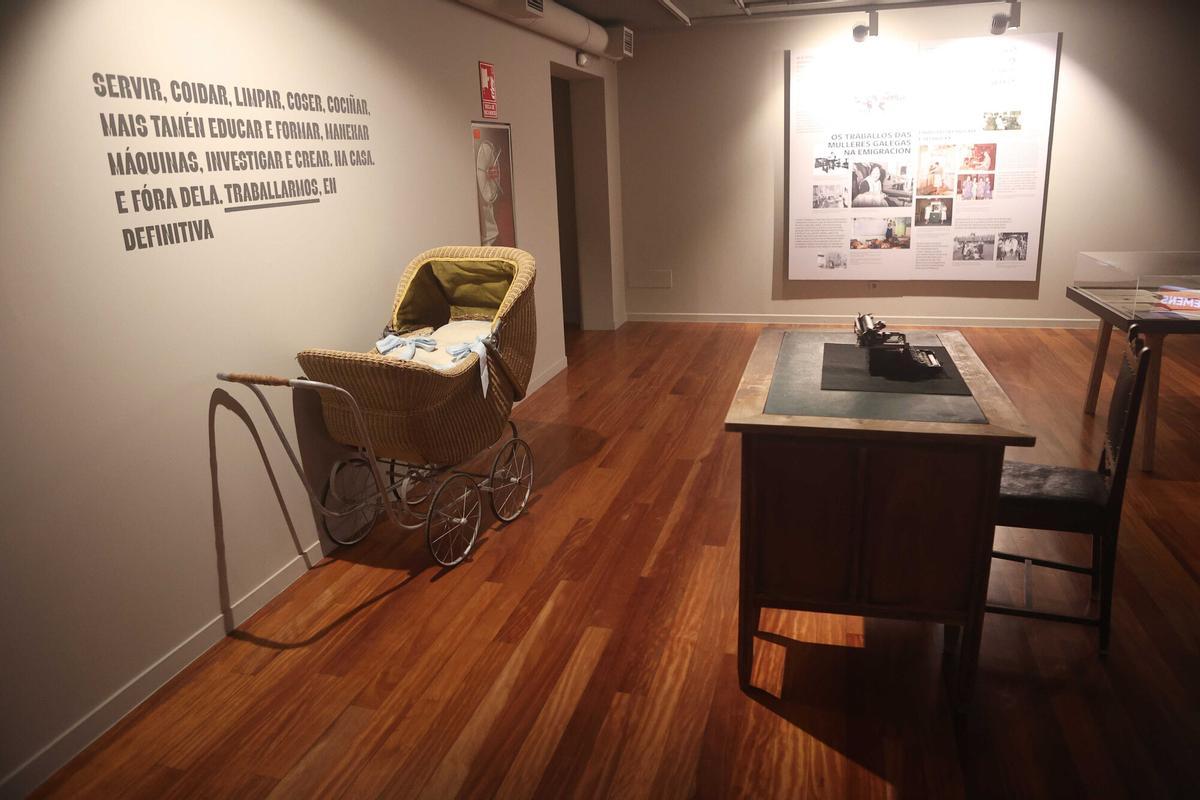 Kiosco Afonso, Inauguración exposición 'Emigrantes'