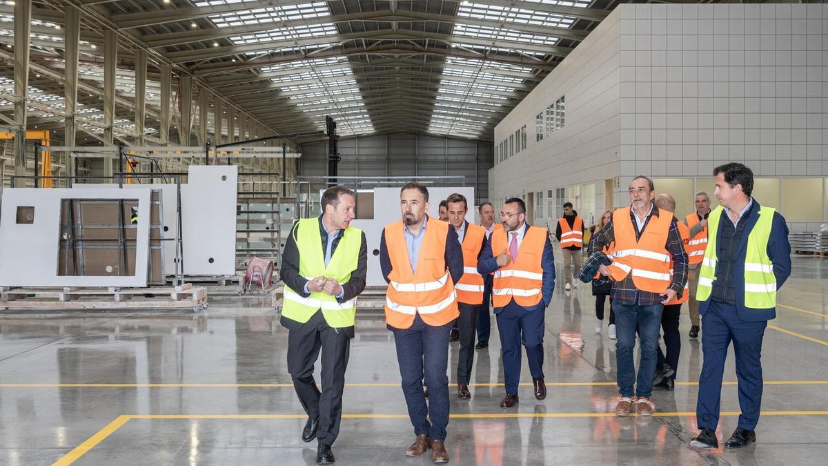 Visita a las instalaciones de Porcelanosa Offsite (Butech), en Vila-real.
