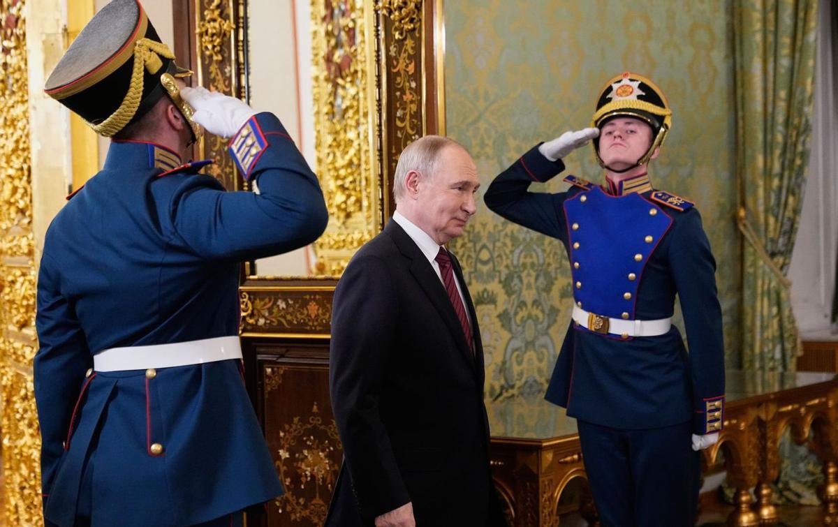 Zelenski es mostra disposat a negociar amb Putin si abans atura la guerra Zelenski es mostra disposat a negociar amb Putin si abans atura la guerra