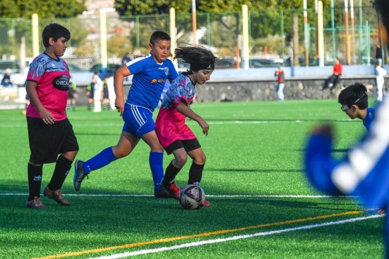 25-01-20  DEPORTES. CAMPOS DE FUTBOL DE LA ZONA DEPORTIVA DEL PARQUE SUR EN  MASPALOMAS. MASPALOMAS. SAN BARTOLOME DE TIRAJANA.  San Fernando de Maspalomas - Gariteño (Benjamines).  Fotos: Juan Castro.  | 25/01/2020 | Fotógrafo: Juan Carlos Castro