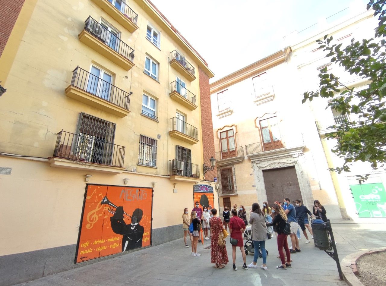 La plaza del Negrito, plaza  de "Nuestra Señora de Contra la Peste"