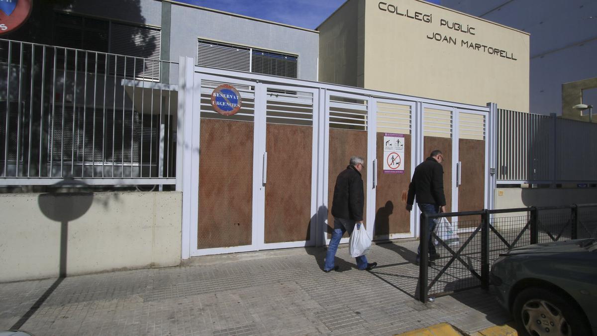 El colegio Joan Martorell cuyas obras se volverán a licitar