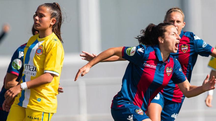 Ivana Andrés, autora del primer tanto del Levante-Espanyol.