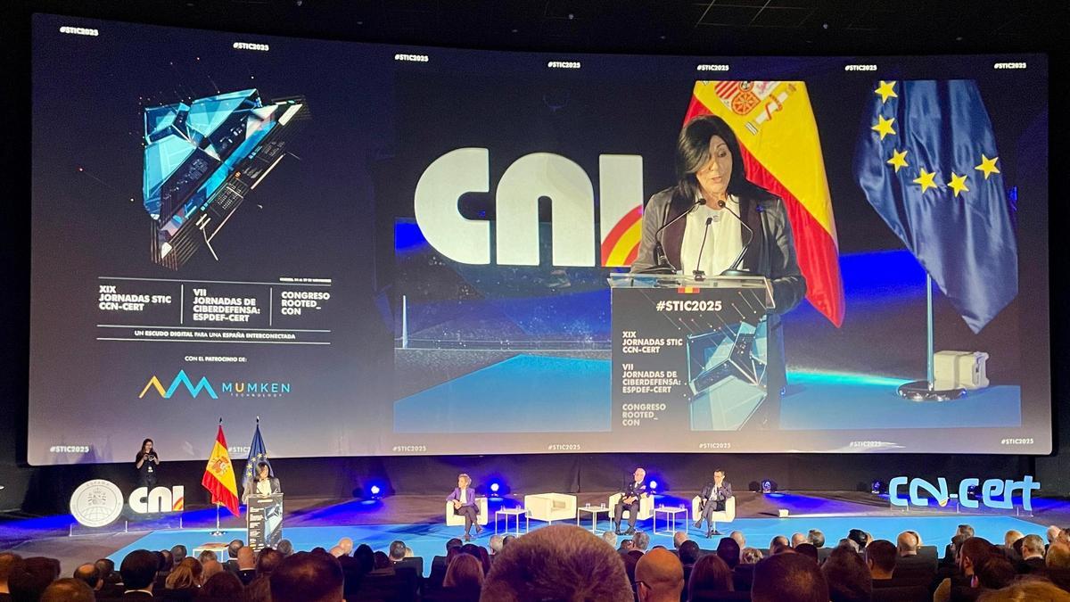 Esperanza Casteleiro, directora del CNI, en la apertura de las jornadas STIC