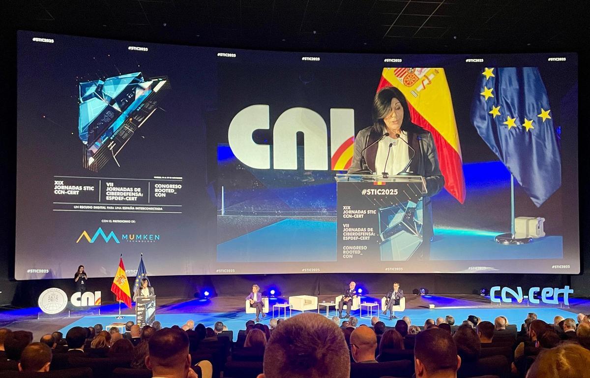 Esperanza Casteleiro, directora del CNI, en la apertura de las jornadas STIC