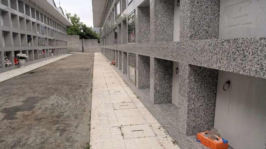 El cementerio de Lores, en el municipio de Meaño. // Iñaki Abella