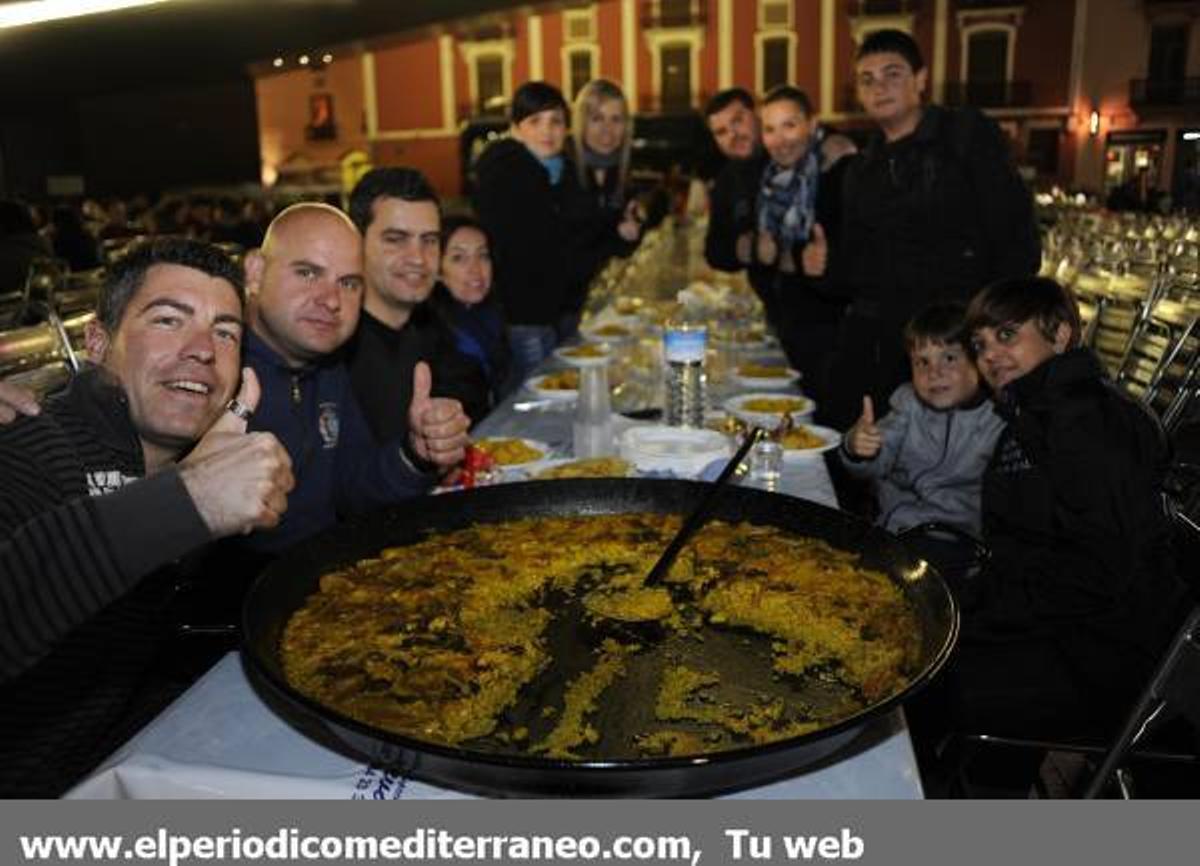 GALERÍA DE FOTOS - Cena de peñas en Vila-real
