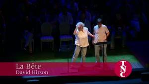 Interpretació de ’La Bête’ en la presentació de la temporada 2012/2013 del TNC.