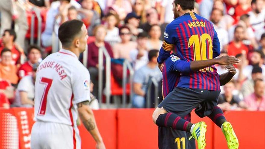 Messi se destapa en el Pizjuán antes de la ronda de Clásicos
