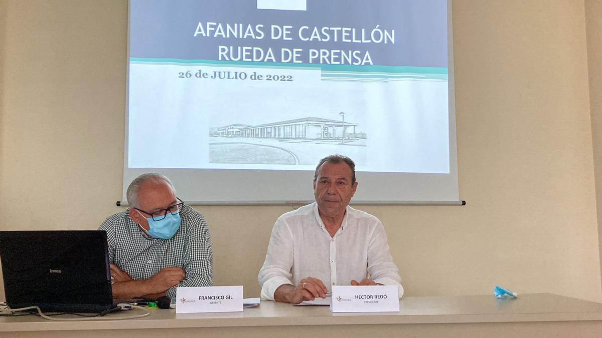 Presentación de la memoria de 2021 de la asociación Afanias en el interior de su centro.