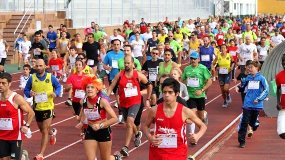 La Carrera del Pavo de Benalmádena tendrá salida y llegada en el polideportivo de Arroyo de la Miel.