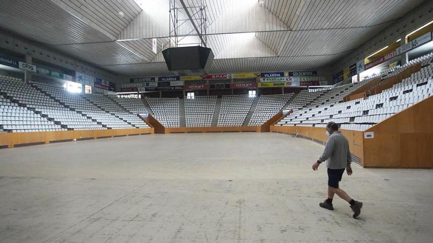 La pista central de Fontajau oferia ahir aquesta imatge, sense parquet