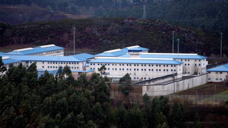 Denuncian que dos presos de la prisión de A Lama intentan suicidarse el mismo día