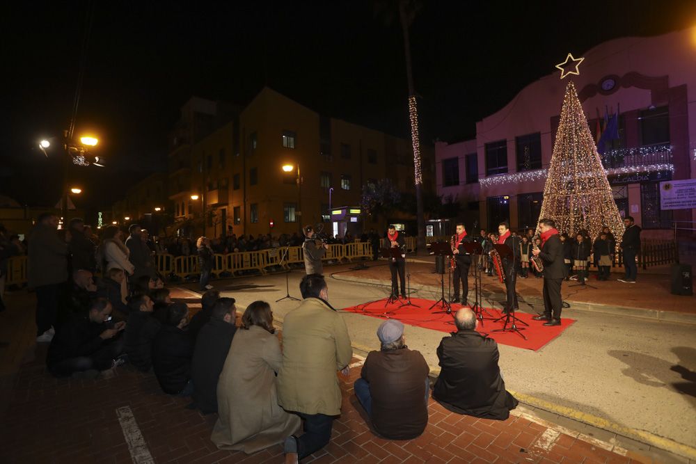 Encendido de las luces de Navidad en el Port de Sagunt.