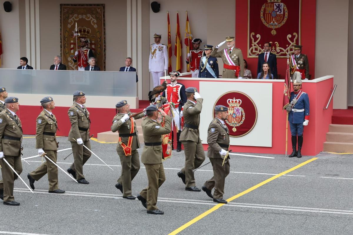 Las mejores imágenes del acto central del Día de las Fuerzas Armadas en Vigo