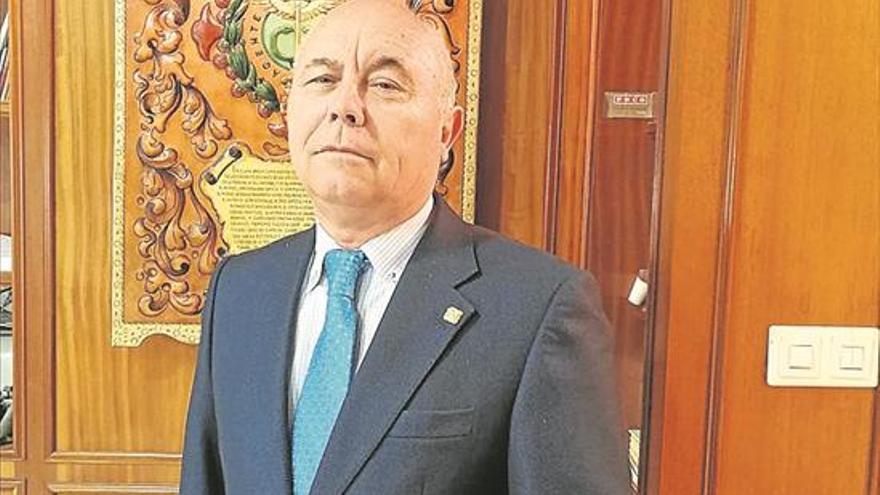 Antonio Serrano preside el Colegio de Agentes Comerciales