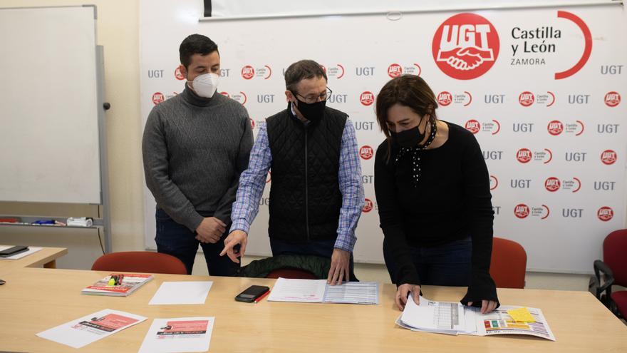 UGT reivindica menos alumnos por aula y acabar con el 20% de interinidades