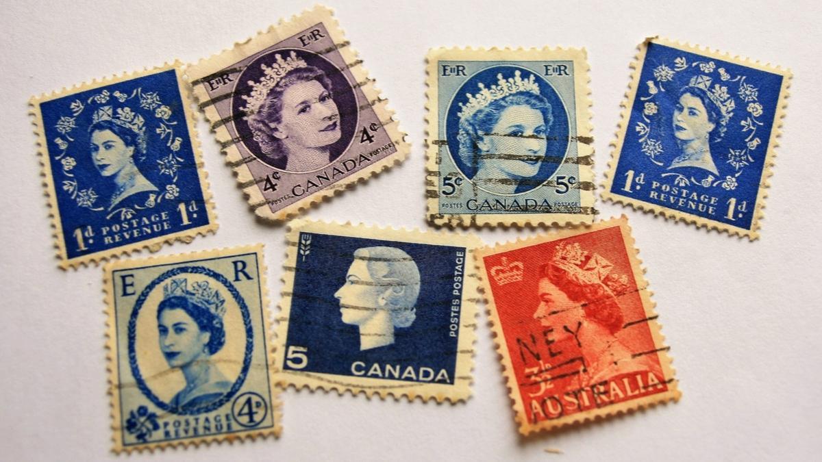 Celebra el Día Mundial de la Filatelia con estos regalos perfectos para amantes de sellos