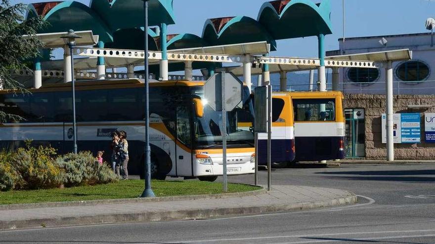 Una imagen de la estación de autobuses de Cangas. // Gonzalo Núñez