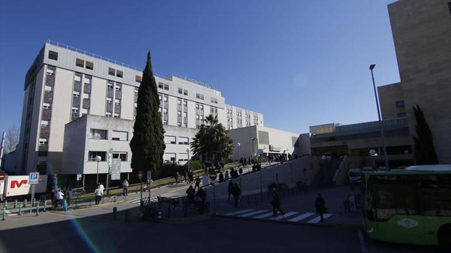 Salud confirma dos ingresos en el hospital Reina Sofía por listeriosis