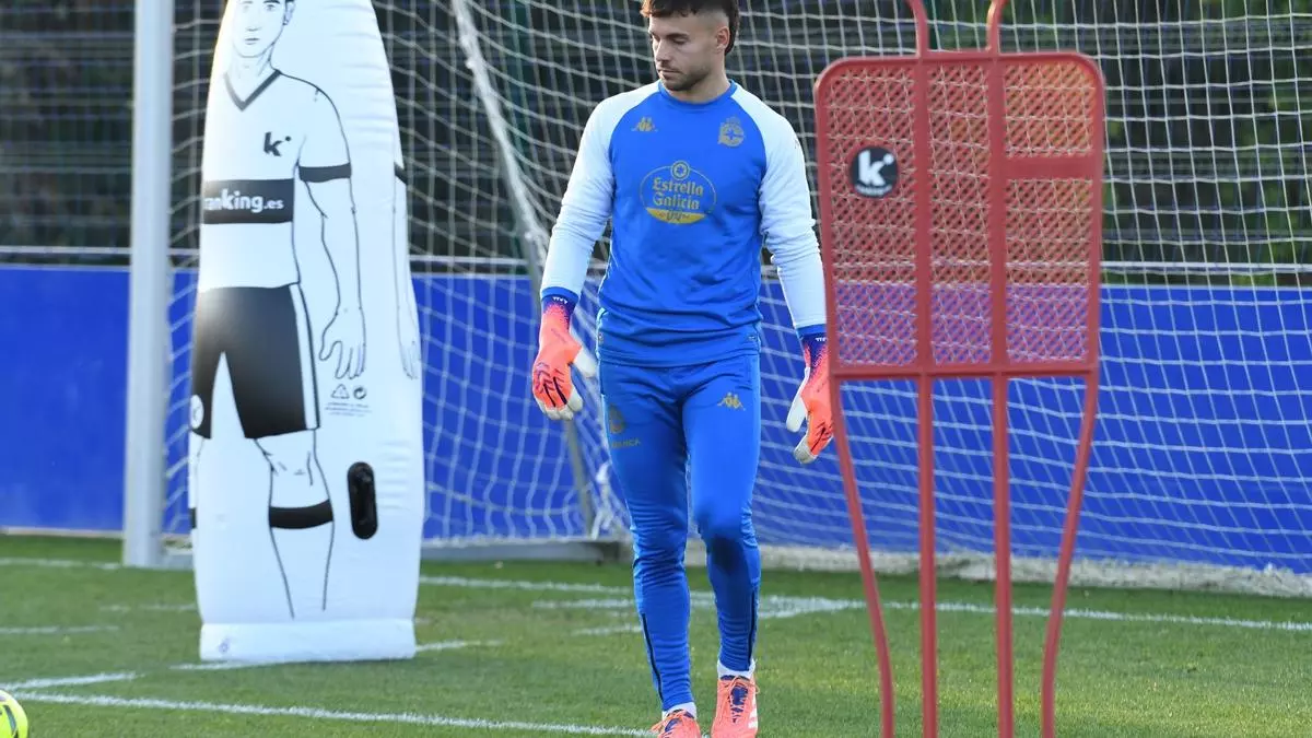 El Deportivo cierra el fichaje de Álvaro Fernández