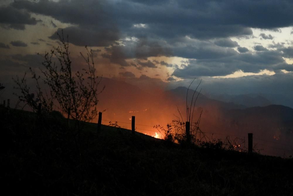 Fuego en la zona de Oviedo