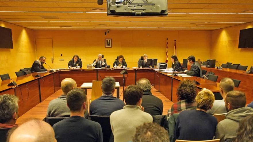 La UdG demana l&#039;absolució dels encausats pels aldarulls de 2011