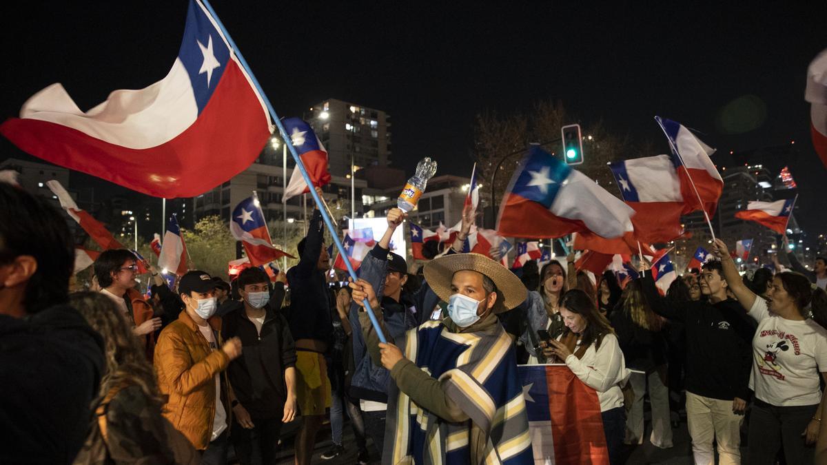 Chile rechaza con un 62,2 % la propuesta de nueva Constitución