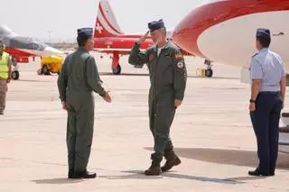 Llegada del rey Felipe VI a la base del Mar Menor.