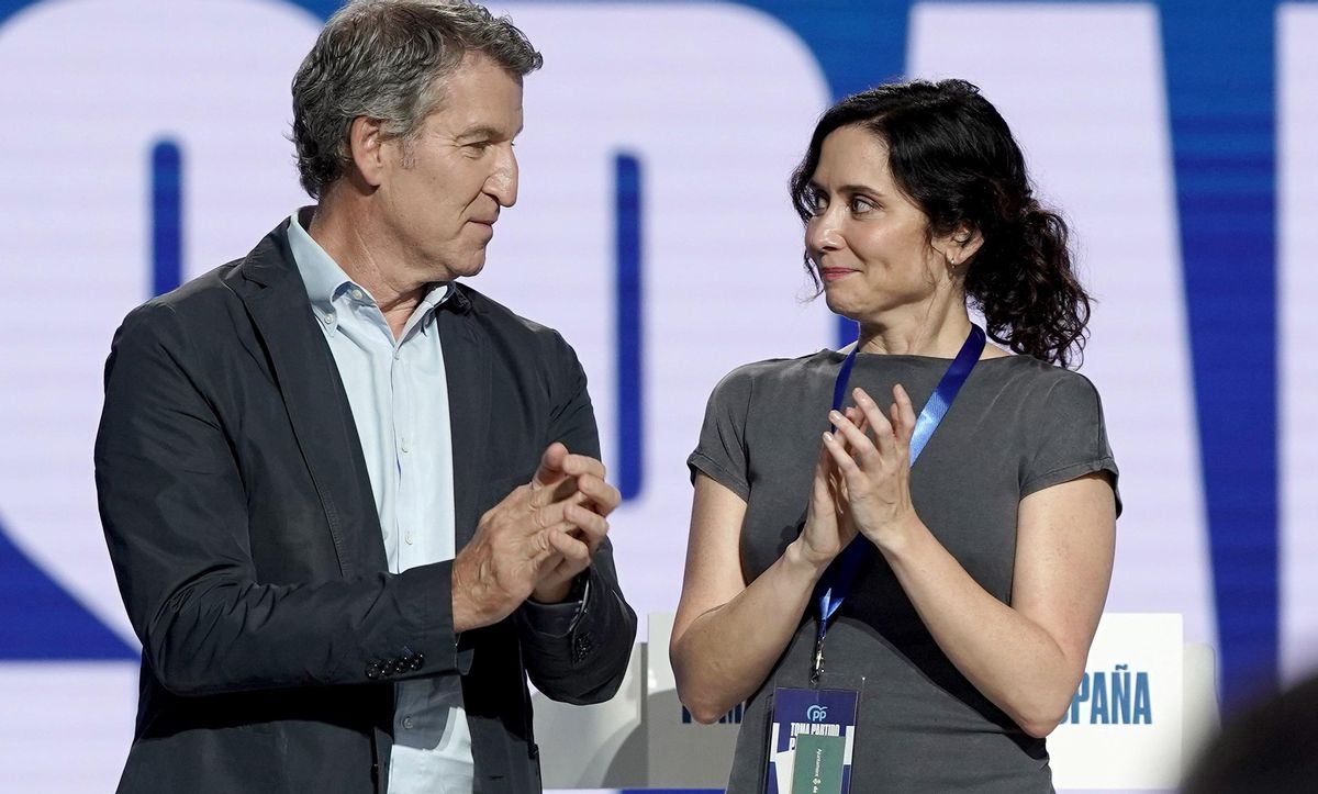 Alberto Núñez Feijóo e Isabel Díaz Ayuso, en el Congreso Nacional del PP.