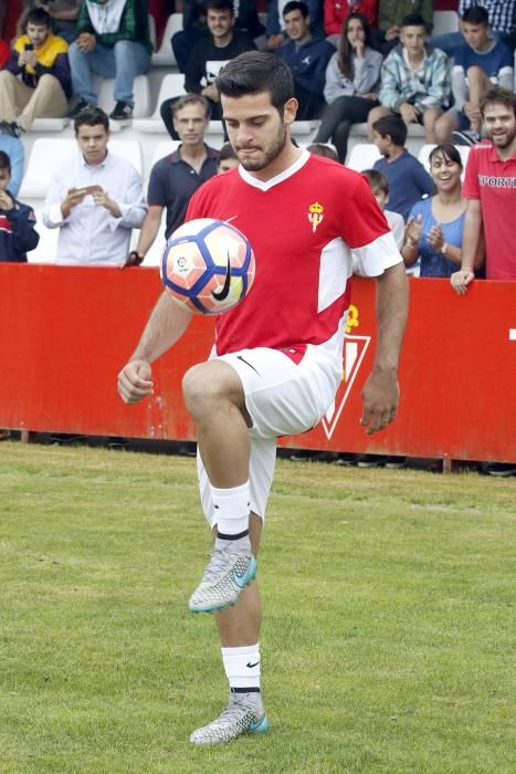 Presentación de Víctor Rodríguez como nuevo jugador del Sporting