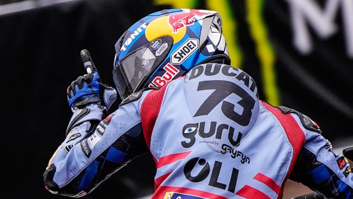 Álex Márquez se estrena en MotoGP con un triunfo al esprint en Silverstone