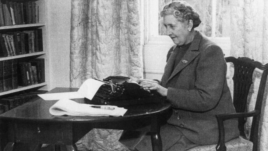 Agatha Christie.