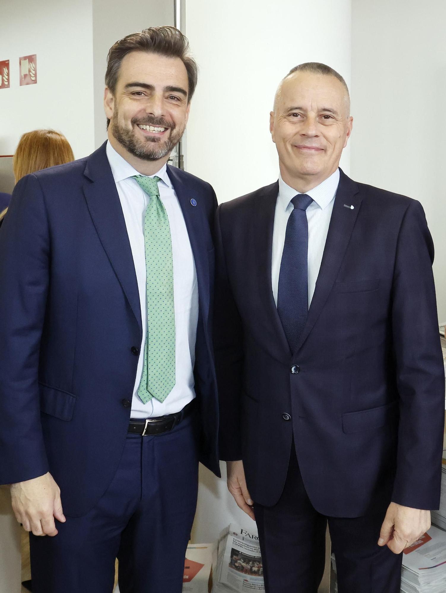 El poder político y empresarial se cita en Santiago