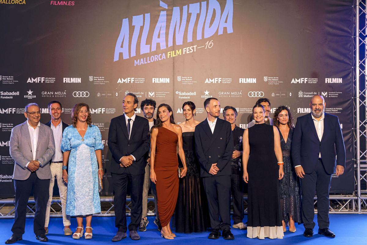 La clausura del Atlántida con la Reina y Javier Bardem como protagonistas, en imágenes