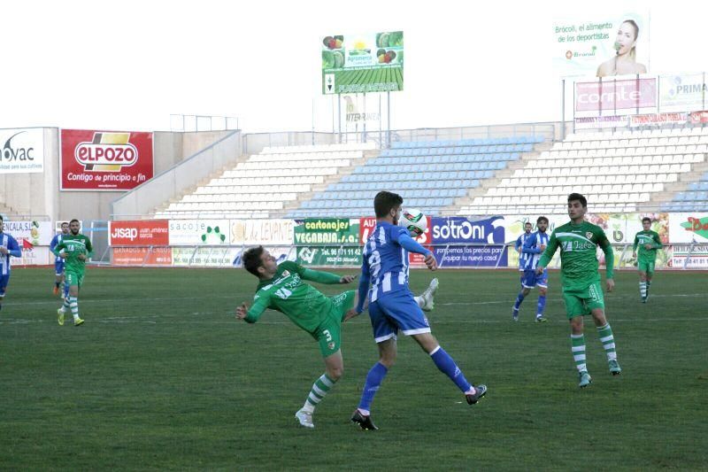 Partido entre La Hoya y el Linares