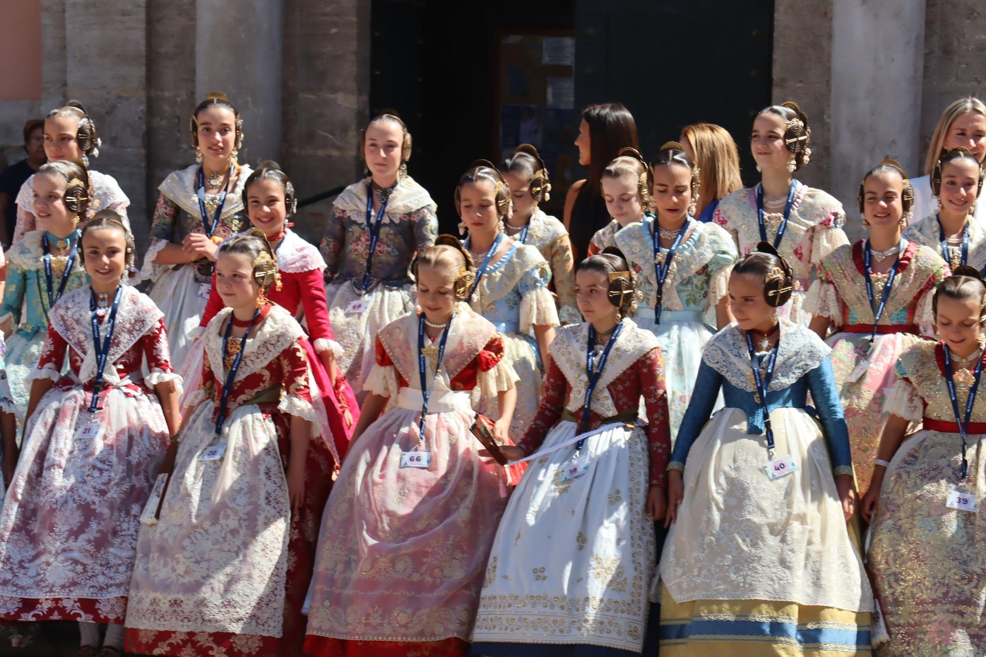 El centro de València recibe a las candidatas a Fallera Mayor Infantil 2025