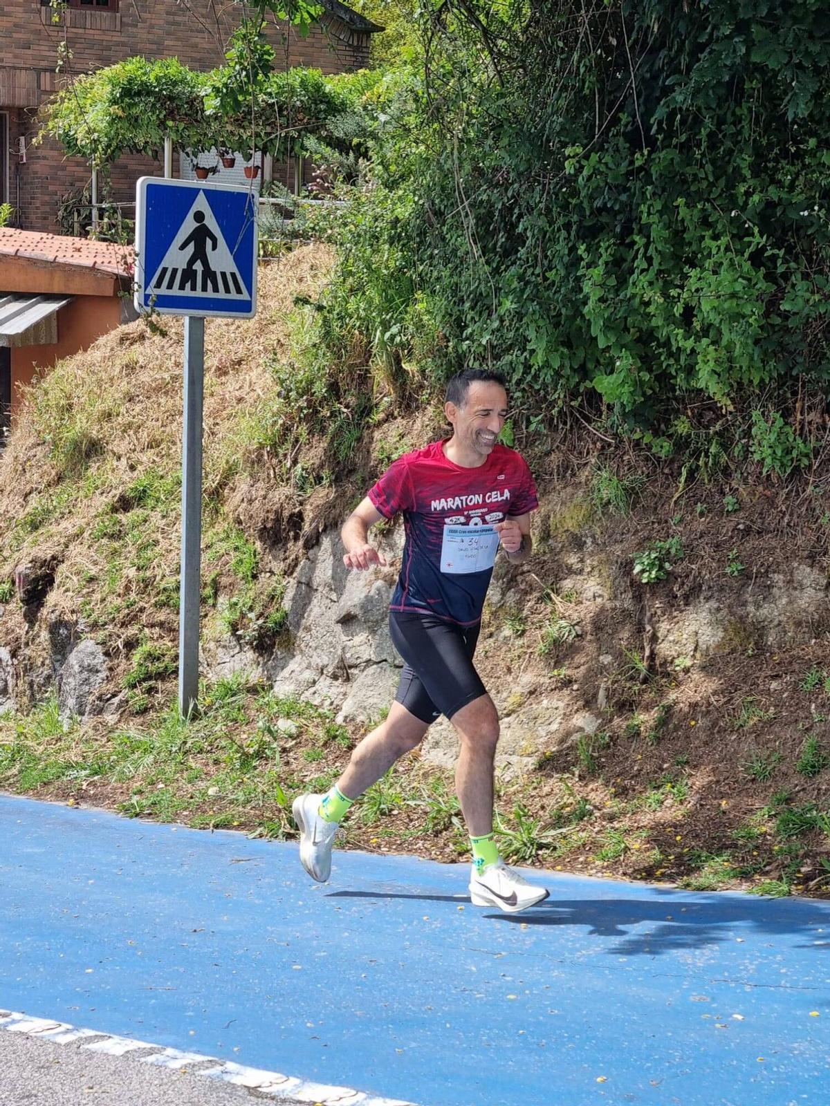 Corrieron en las inmediaciones del colegio por el Monte dos Remedios, conjugando deporte y naturaleza