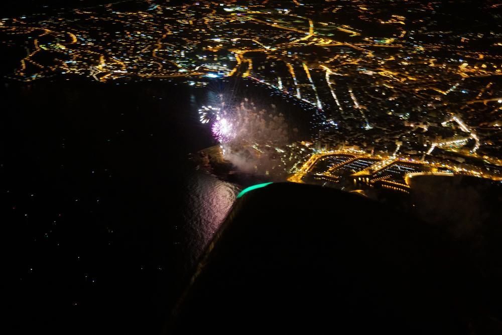 Gijón, la noche de los fuegos desde el aire